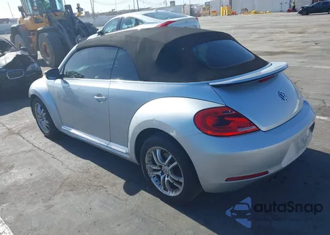 2013 Volkswagen Beetle 2.5L z USA, uszkodzony, nr VIN 3VW5P7AT7DM803858